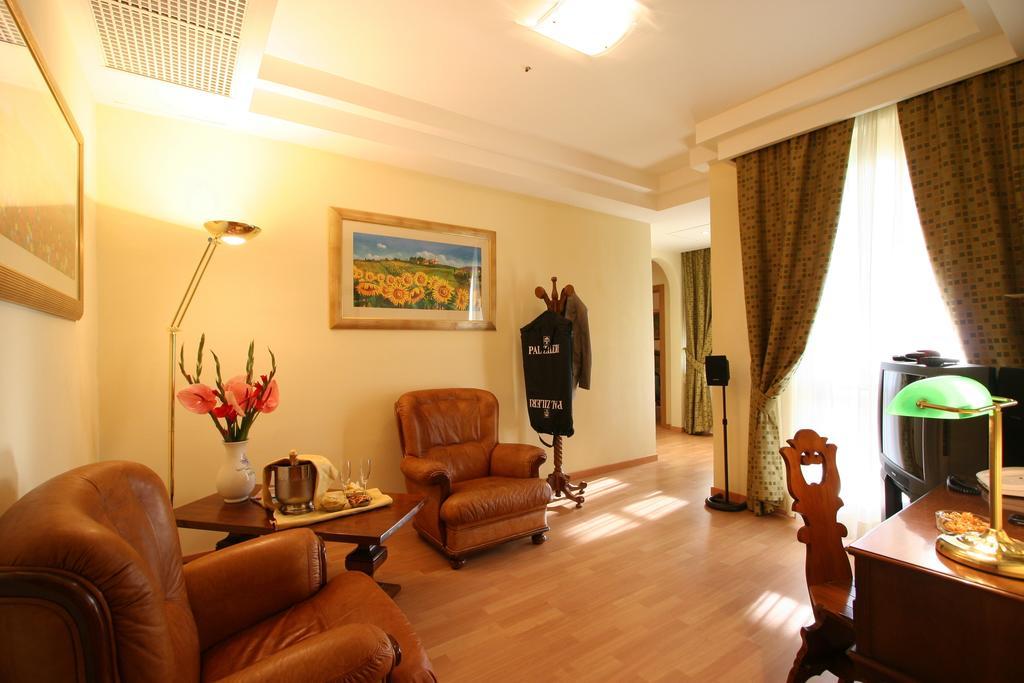 קיאנצ'נו טרמה Hotel Villa Luca חדר תמונה