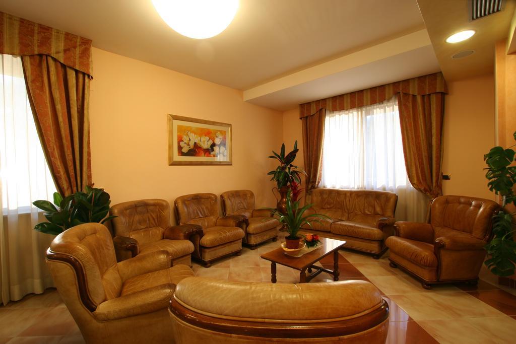 קיאנצ'נו טרמה Hotel Villa Luca מראה חיצוני תמונה