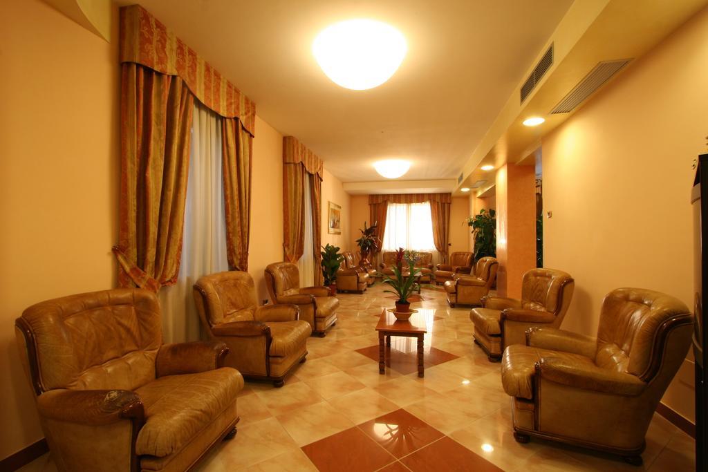 קיאנצ'נו טרמה Hotel Villa Luca מראה חיצוני תמונה