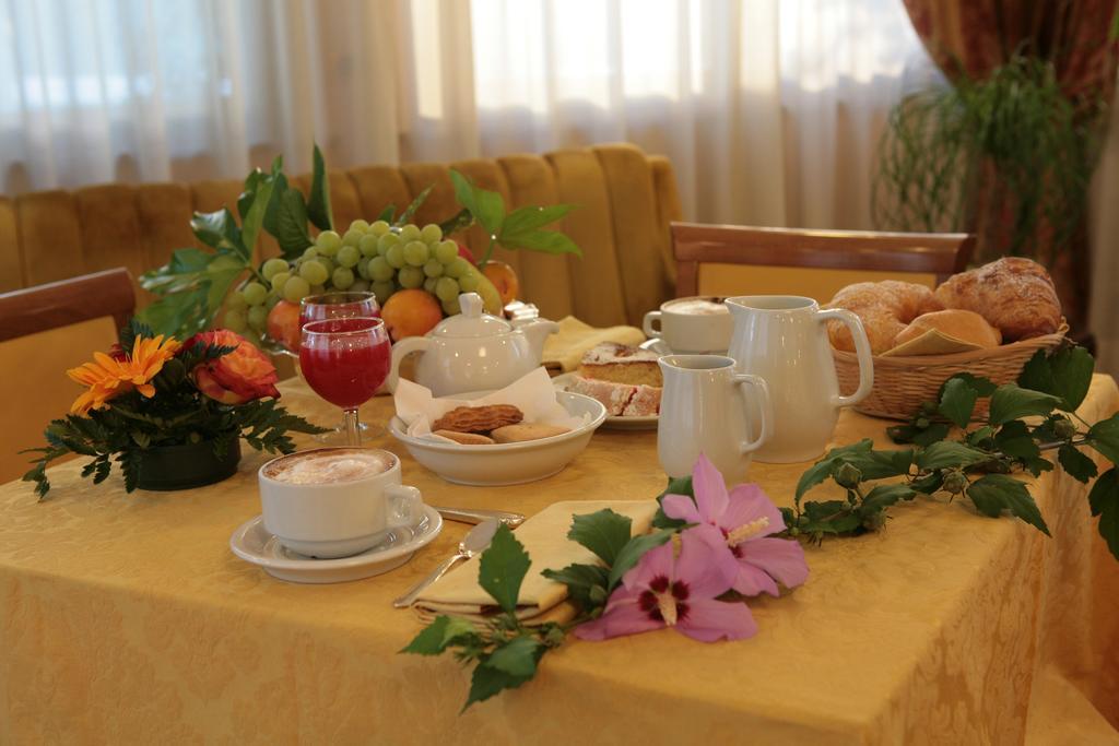 קיאנצ'נו טרמה Hotel Villa Luca מראה חיצוני תמונה