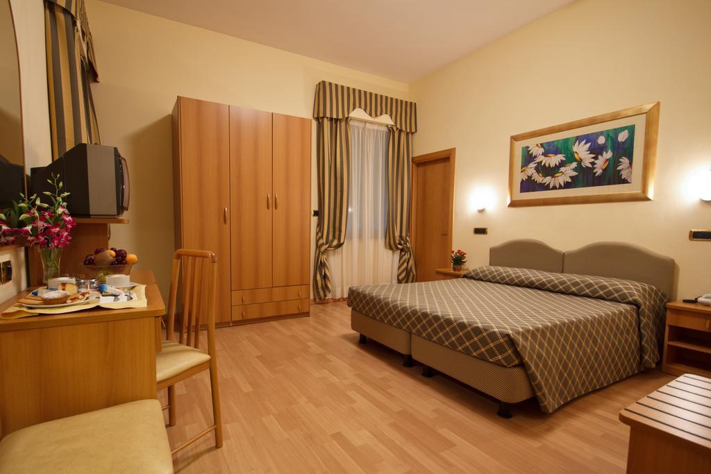 קיאנצ'נו טרמה Hotel Villa Luca מראה חיצוני תמונה