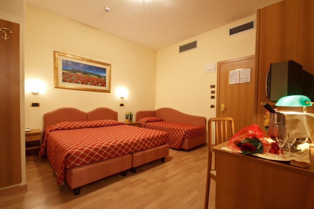 קיאנצ'נו טרמה Hotel Villa Luca מראה חיצוני תמונה