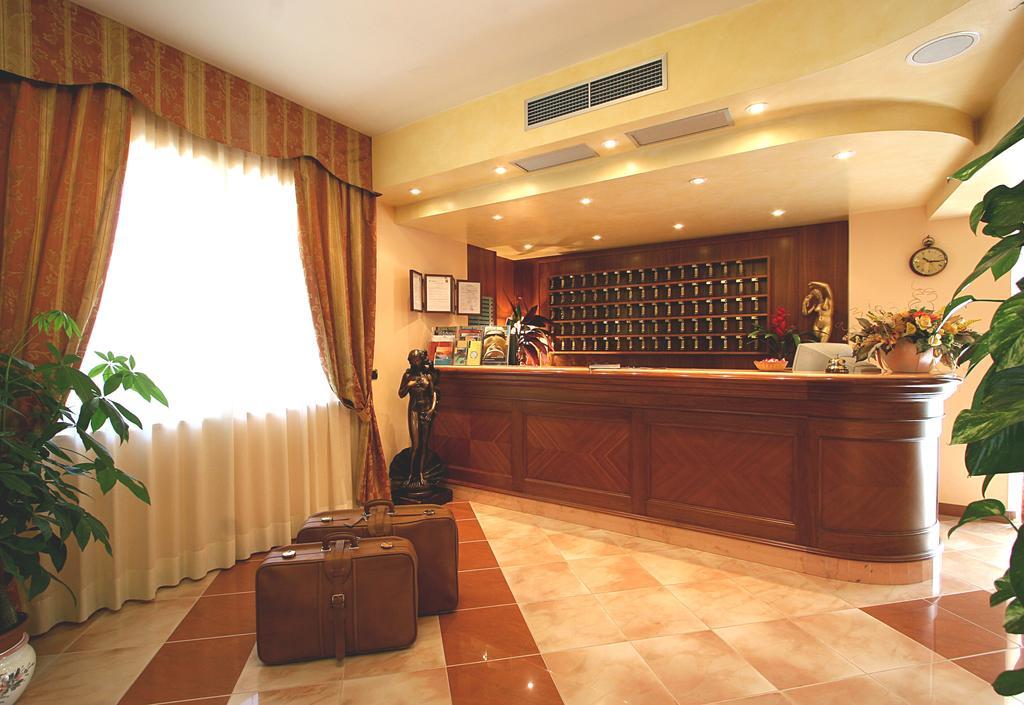 קיאנצ'נו טרמה Hotel Villa Luca מראה חיצוני תמונה
